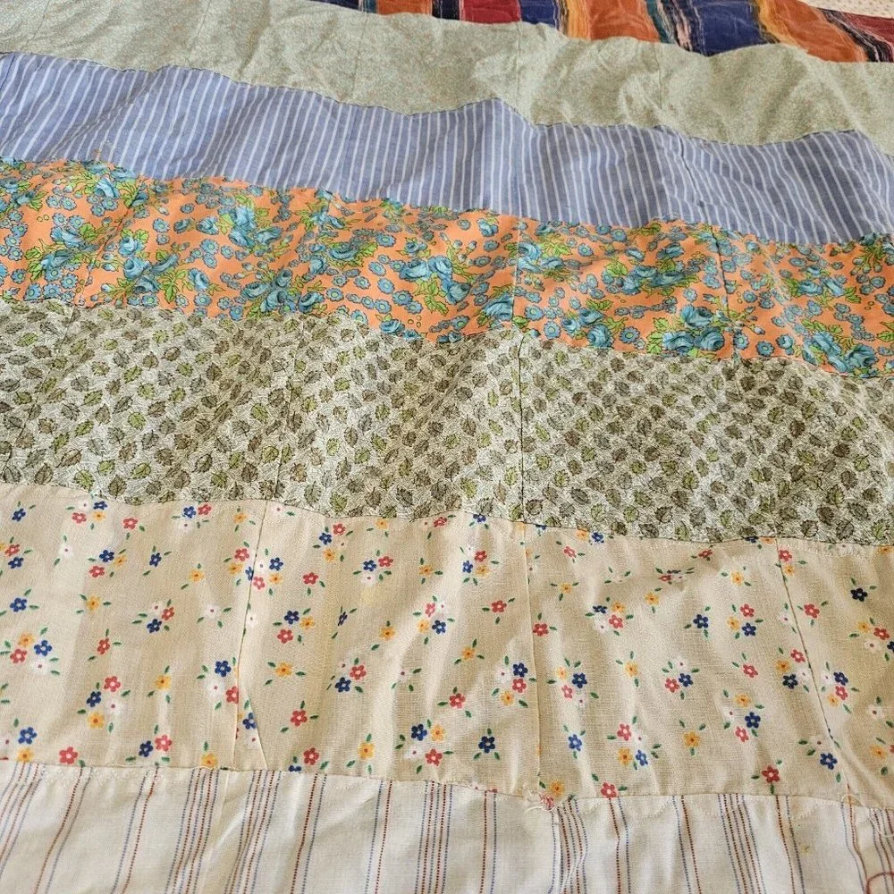 Vintage Handmade Patchwork Quilt‎ Twin Full Coverlet Ditsy Floral 63 X 80 Retro